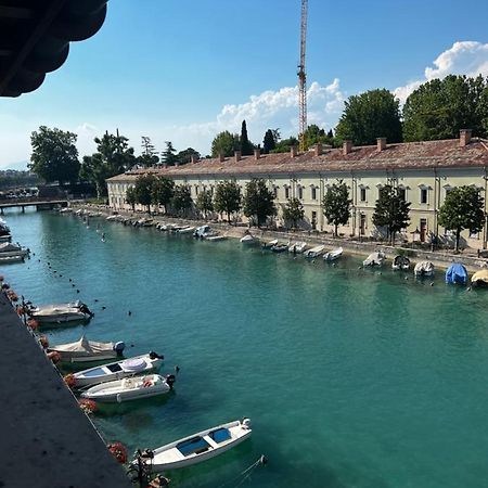 C House Rooms Lake Peschiera del Garda Exterior foto