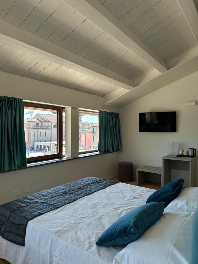 C House Rooms Lake Peschiera del Garda Exterior foto